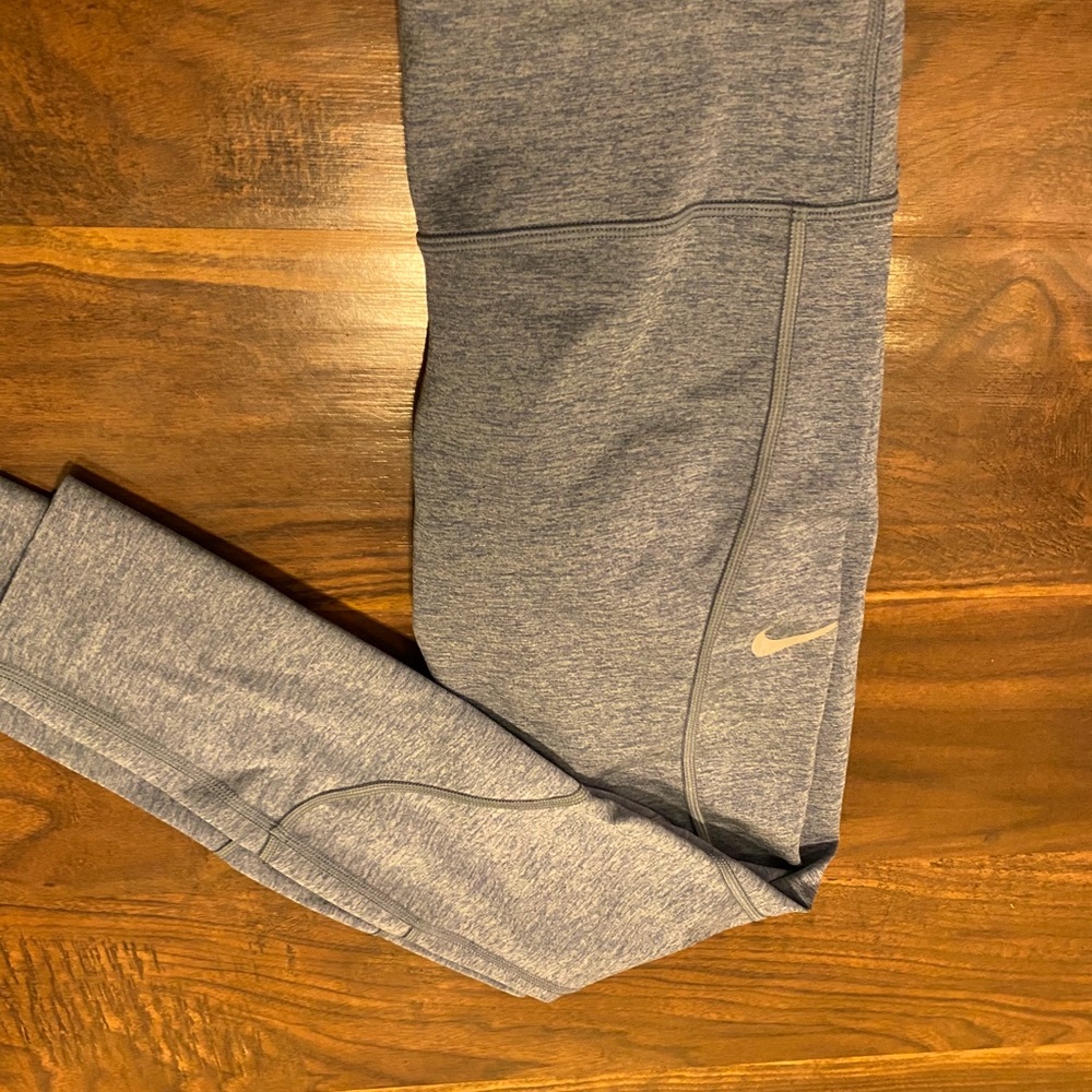 Nike women’s sample leggings